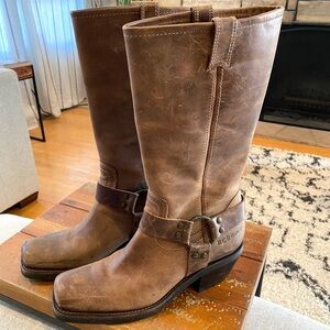 BCBG Leather Buckle Boots Square Toe Cowgirl Rustic Worn Vintage Moto Western